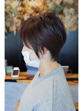 クールなくびれショート×立体レイヤー/諏訪