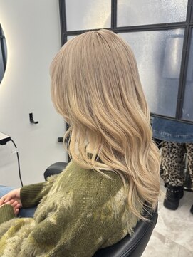 シーバイスリー 綱島(C×3) ホワイトベージュ