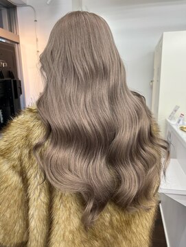 エゴル ナゴヤサカエ(ENGOL NAGOYA SAKAE) ミルクティーグレージュ