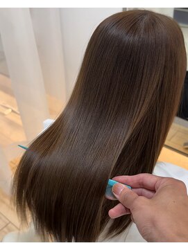 シゲ 自由が丘店(SHIGE) 白髪染めも髪質改善カラーでマイナス10歳40代50代白髪ぼかし美髪