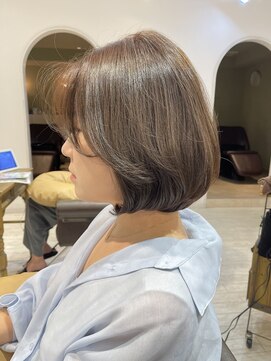 マインバイアフロートギンザ(MYNE by AFLOAT GINZA) レイヤーボブ顔周りおくれ毛カットグレージュカラー20代30代40代