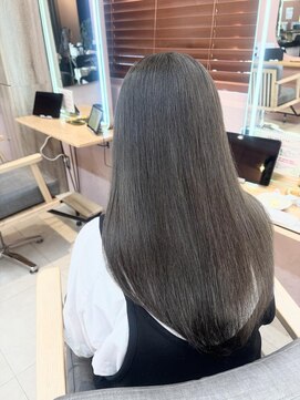 ソトエアンドマーブ 久喜店(SOTOE&marbb) 大人の艶髪を叶えるオリーブグレージュ