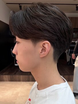 シーフ 千葉(Cyf) MEN’S/リバースセンターパート/ニュアンスパーマ/Ryoka