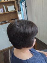 ワイエス(YS)&nbsp;おとな可愛い丸みショートボブ