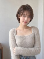 ワゴンバイアフロート(Wagon by afloat)&nbsp;池袋ショート｜小顔丸みショートボブ×前髪あり耳掛けヘア