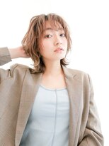 ロンドアジュール 横浜(Lond azur) ミディアムウルフレイヤーで小顔に