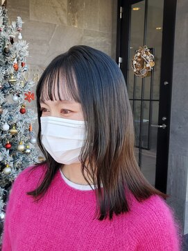 メゾン アヴァロ(Maison Avallo) 大人の切りっぱなしロブ