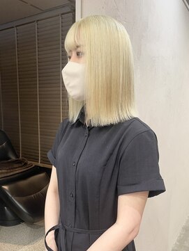 インビテーション 名古屋(invitation) ホワイトブロンド、ハイトーンカラー