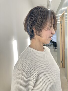 リノア 鵠沼海岸(LINOA) デザインカラー/レイヤーカット/ウェットヘア/オリーブベージュ