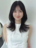 憧れ韓国くびれヘア/顔まわりカットレイヤーカット艶髪黒髪