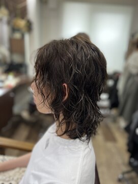 ルアン(Luan) ウルフ×パーマ