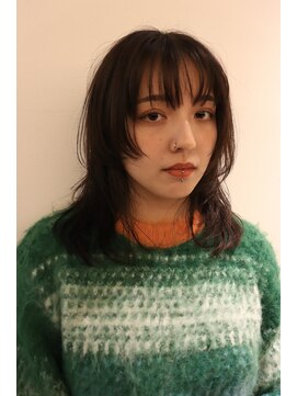 アカネ(Akane) 大人気レイヤーカット！ミディアムロングにオススメです。