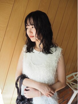 イロ(IRO) ミディアムウェーブ