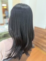 アークスヘアー&nbsp;20代30代寒色系カラーシースルーバンク艶感ストレート透明感