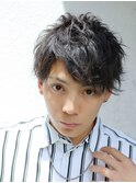 くせ毛風ソフトツーブロック confidence -MEN'S HAIR-