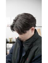 リーブル(Libre)&nbsp;ナチュラル刈り上げセンターパート（フェザーパーマ）