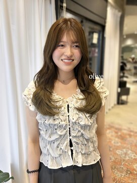 ギルド(Guild) 巻き髪が楽しいレイヤー