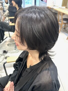 グラッシー センター北店(GLASSI) 伸ばしかけにも◎小顔ウルフボブ★ダークトーン★アッシュグレー