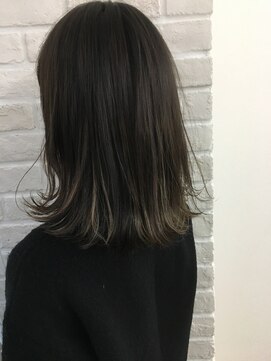 グリーン(green) プリーツカラーグレージュchihobyiijima