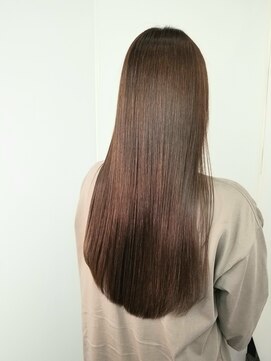 グランエクラ バイフルショウ(GRAND ECLAT by FURUSHO) 大人可愛い20代30代40代美髪艶ストレート