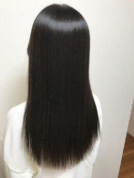 ウイッシュヘアー 円座店(wish hair)の写真/【前処理付き縮毛矯正+カット￥15400】トリートメント成分配合。ダメージレスでナチュラルなうる艶髪へ♪