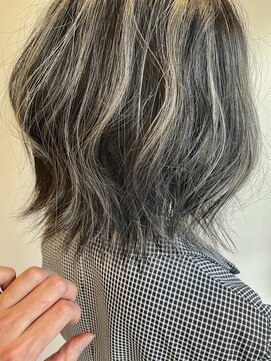 ユニ(uni) コントラストハイライト