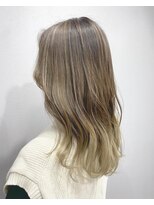 レイドバック(LAID BACK)&nbsp;ナチュラルバレイヤージュ☆