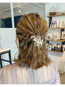 バレッタ(barretta) ハーフアップアレンジ