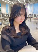 韓国ヘア 顔周りレイヤーカット 艶カラー シースルーバング