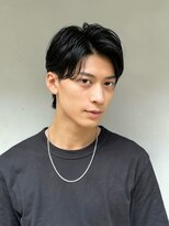 ヒトワ(hitowa)&nbsp;ニュアンスパーマ/ラフパーマ/サイドパート/黒髪/ビジネスマン