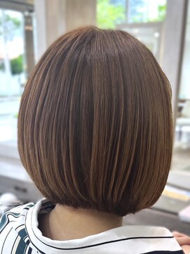 フルール(fleur) イルミナカラー*オリーブベージュ*アッシュオリーブ*丸みボブ