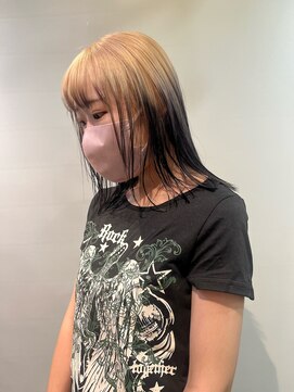 ヘアーアンドメイク ビス(HAIR&MAKE bis) ミルクティー×ダークグレー/ルーツカラー【多田華歌】