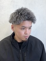 ルースト 西院店(ROOST)&nbsp;ツイストパーマ/ホワイトフルメッシュ/フェード