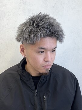 ルースト 西院店(ROOST) ツイストパーマ/ホワイトフルメッシュ/フェード