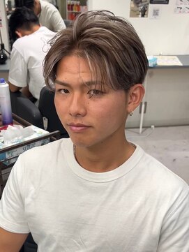 キング(K!ng) 縮毛矯正髪質改善ハイライトレイヤーカット枚方美容室エクステ