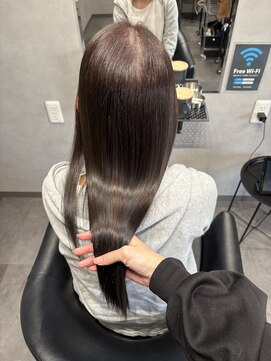 アクロマティック(Achromatic) ラベンダーグレージュ