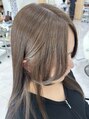 ヘアポジションにかほ 顔周りレイヤー、カラーはベージュ系で明るめに染めました。