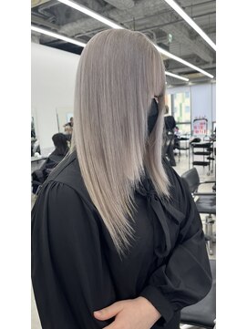 エゴル ナゴヤサカエ(ENGOL NAGOYA SAKAE) ホワイトベージュ