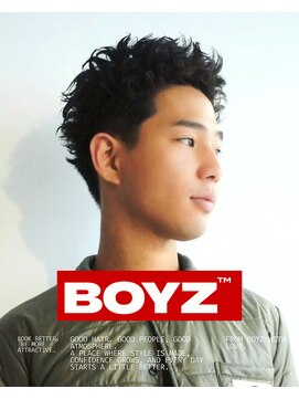 ゾーイボーイズ(ZOEY BOYZ) ルーズショート × ニュアンスパーマ