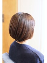 リビーチ ヘア リゾート 赤羽(Rebeach HAIR RESORT)&nbsp;赤羽駅ボブショートカットオリーブグレーココアベージュ小顔