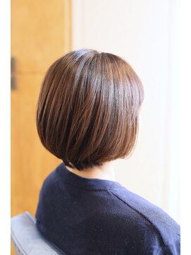 リビーチ ヘア リゾート 赤羽(Rebeach HAIR RESORT) 赤羽駅ボブショートカットオリーブグレーココアベージュ小顔