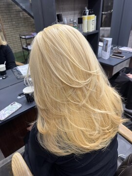 ラフ 難波店(LAFF) バレイヤージュ/シャドウルーツ/ハイライト/レイヤーカット