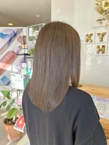 キュウヘアー(KYUU HAIR)&nbsp;白髪ぼかしで明るめ＆やわらかい印象に！