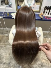 4. 【髪質改善カラー】白髪染めも、お洒落染めも。染めるたびに潤いが増えていきます