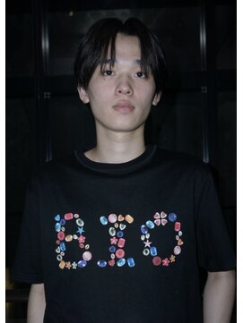 ネクストフォーヘアー(NEXT for hair) メンズショート　センターパート