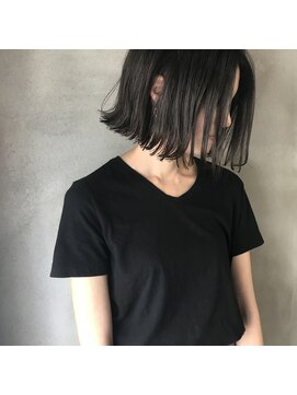 ミント(mint) 赤み除去！大人暗めグレー！