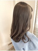 透明感オリーブベージュ〇