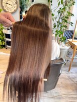 トリート(TREAT)&nbsp;【安定のブラウン】サラ艶/ロングヘアー/30代～60代/髪質改善