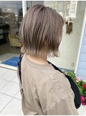 外はねボブ×ミルクティーベージュ