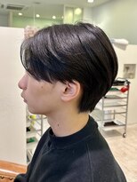 リタ(Lita)&nbsp;センターパートウルフニュアンスパーマカルマパーマ